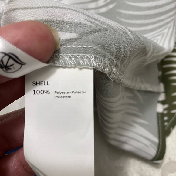 - -NWT Cupshe leafy trim woman dress size M - Picture 5 of 6